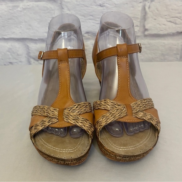 Patrizia 8 Spring Step Malorie Camel Wedge Women’s Tan Sandals Comfort Shoes - Picture 4 of 13